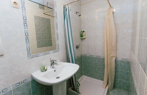 Vransko House | Cozy Room in Vransko for Family-Friendly Getaways