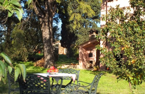 Gavorrano Apartment | Room 'La Concia - Spiga' with Shared Garden and Wi-Fi