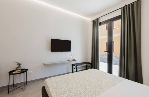 Marsala House | Room 'Libeccio' with Shared Garden, Wi-Fi and Air Conditioning