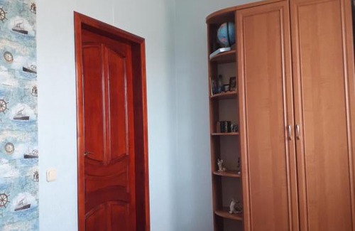 Boguchar House | Pet-Friendly Retreat on Kotova Street - Rated 10/10!
