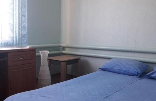 Boguchar House | Pet-Friendly Retreat on Kotova Street - Rated 10/10!