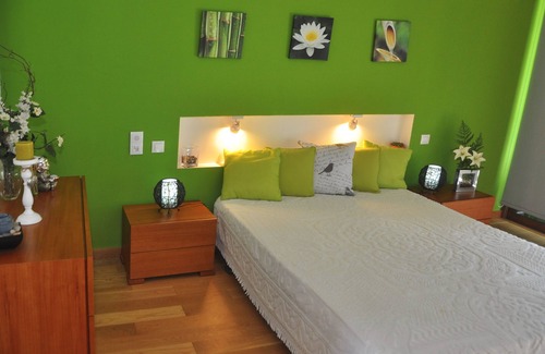 Santa Comba Dao House | Experience Serenity at Vale Martinho Zen B&B with Breakfast