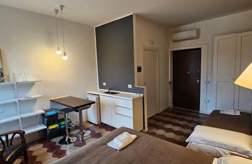Potenza House | Essential Room & Parking in Centro Città - Pet Friendly Stay