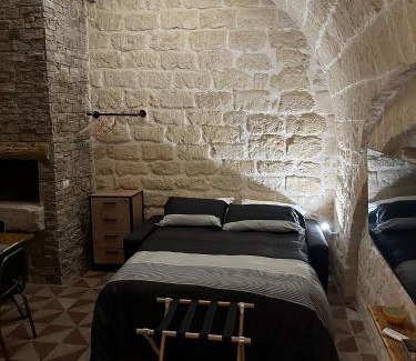 Corato House | Exceptional Room Pietra Bianca with Breakfast & Family Amenities