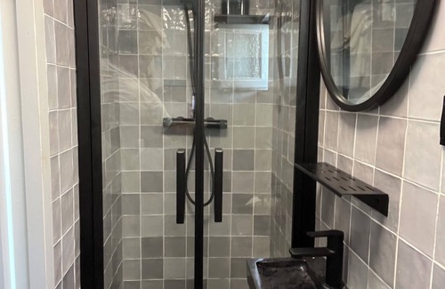 Amstelveld Apartment | Room/private bathroom in centre