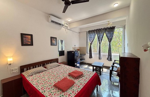 Arambol House | Room-serene Arambol Retreat - Private St