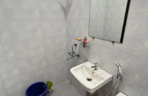 Arambol House | Room-serene Arambol Retreat - Private St