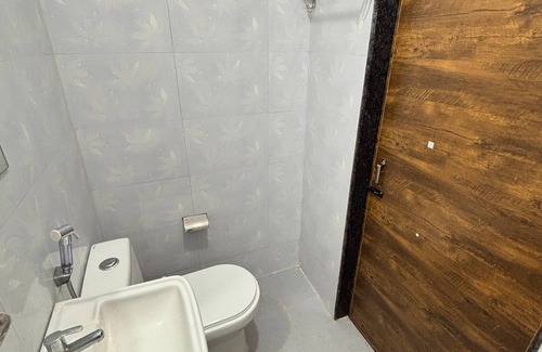 Arambol House | Room-serene Arambol Retreat - Private St