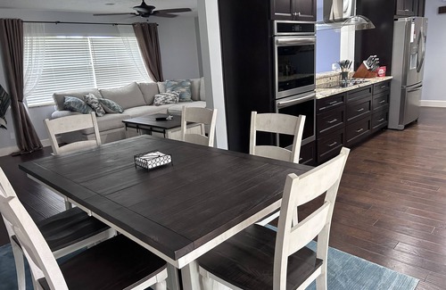 Villa De Palmas Bed & Breakfast | Flexible Room Rentals: Enjoy Your Stay for a Week or Month