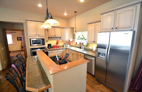 Sturgis House | Discover Comfort in This Inviting Home with Kitchen Amenities