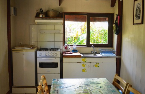 Pihaena House | Room Vaihau 4 pax beach access, air-conditioned kitchen bathroom, free breakfast