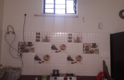 Jodhpur House | Cozy Room with Kitchen and Double Bed for Your Stay