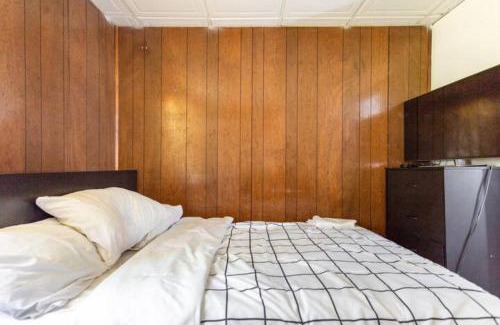 Port Ivory House | Cozy Room with Private Shower for Your Perfect Getaway