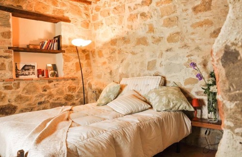 Tortigliano Bed & Breakfast | Scenic Room with a View in Anghiari, Tuscany