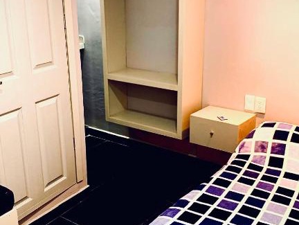Teziutlan House | Convenient Room with Free Parking for Budget Travelers
