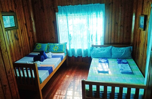Sagada Cabin | Inviting American-Style Cabin with Family-Friendly Amenities