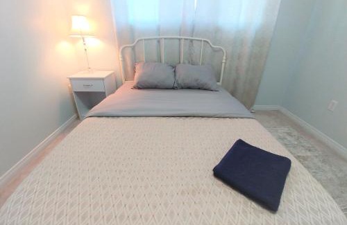 Burlington House | Convenient Rooms Steps from the Train Station