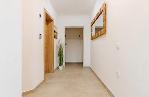 Petrovce House | Pet-Friendly Rooms VERDE: Rated 9/10 with Breakfast Included