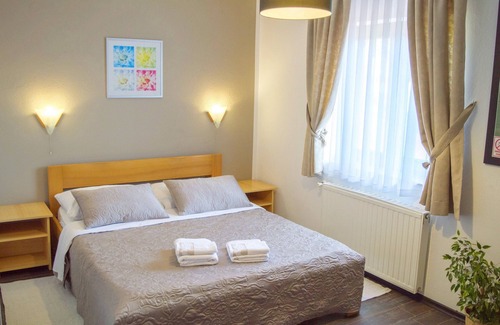 Ostarski Stanovi Apartment | Discover Rooms Zdravko: Family-Friendly Retreat in Croatia