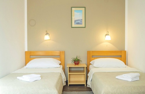 Ostarski Stanovi Apartment | Inviting Rooms Zdravko with Pool in Oštarski Stanovi