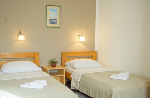 Ostarski Stanovi Apartment | Inviting Rooms Zdravko with Pool in Oštarski Stanovi