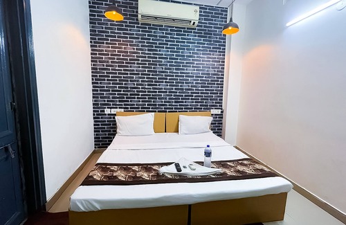 Block D Hotel | Family Retreat at Roomshala 116 Krishna Villa with Breakfast