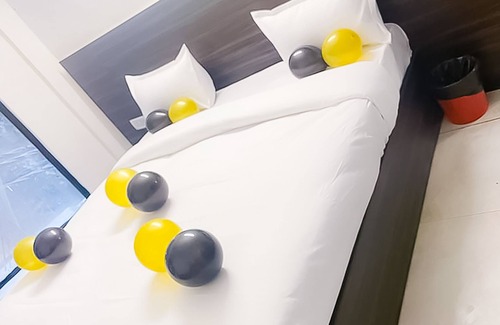 Hauz Khas Village Hotel | Discover Roomshala 159: Family-Friendly Stay in Hauz Khas