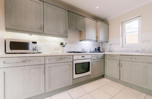 Wimbledon Apartment | Comfortable Roomspace Serviced Apartments - Cascades Court