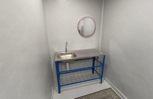 Marang House | Affordable Roomstay Nimaza Bilik 2 with Hot Tub Access