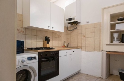 Wahring Apartment | Spacious 2BR Apartment Near AKH - Ideal for Extended Stays