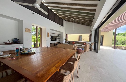 Anapoima Apartment | Roomy 4BR Villa with Pool at Mesa de Yeguas