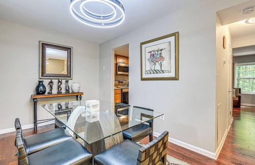 Columbia Apartment | Pet-Friendly Columbia Retreat with Pool near Downtown Baltimore