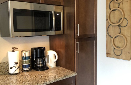 Ivey Ranch - Rancho Del Oro Apartment | Cozy Guest Suite with Private Entrance and Pool Access