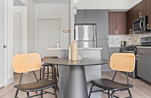 Fremont Apartment | Modern Fremont 1BR with Rooftop Deck and Pool Amenities