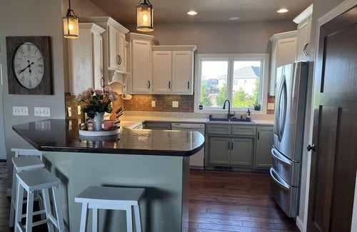 Butte Des Morts House | Spacious Retreat on 18 Acres, Just 15 Min to EAA Airventure
