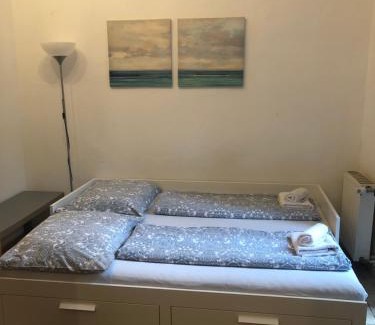 Hernals Apartment | Budget-Friendly RoooMS by JR City Apartments for Families