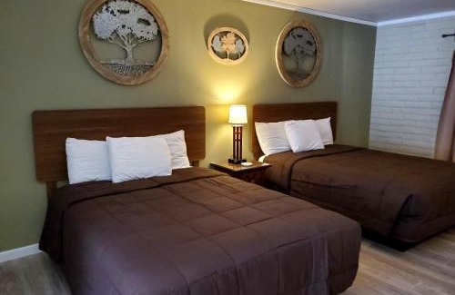 Roosevelt Hotel | Pet-Friendly Retreat at Roosevelt Resort Park Awaits You