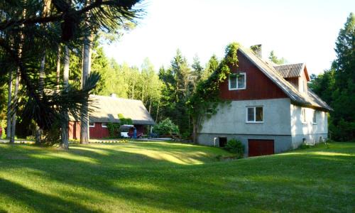 Rannakula House | Oceanfront Roosi Holiday Home: Guest Rated 9.1/10