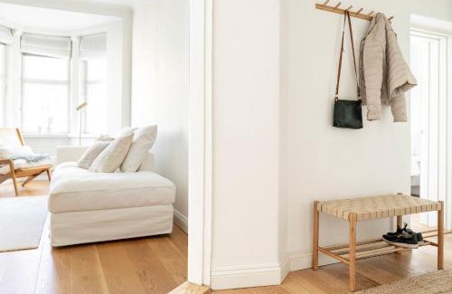 Ullanlinna Apartment | Discover Roost Huvilakatu: Family-Friendly 4-Star Retreat
