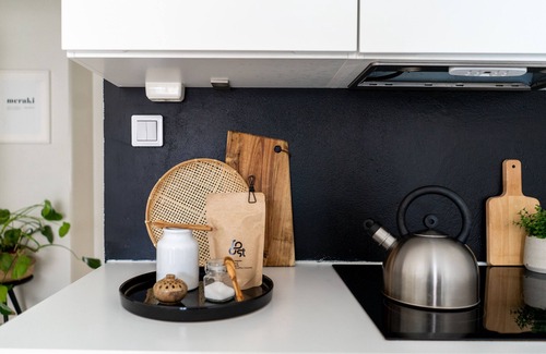 Kruununhaka Apartment | Experience Roost Kristian: Family-Friendly with Breakfast Included