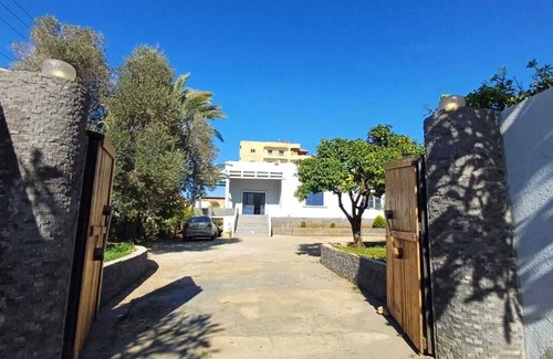 Beiteddine Villa | roots 55lb villa in Jadra chouf/private pool