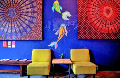 Downtown George Town House | Budget-Friendly Stay at Rope Walk Guest House with Restaurant