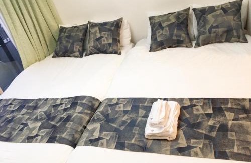 Minato Apartment | Elegant Roppongi ClassyHouse902: Family-Friendly Retreat