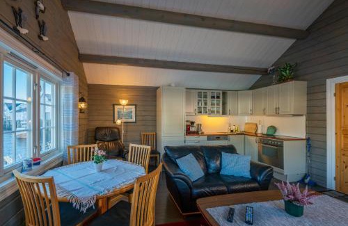 Sørvagen House | Pet and Child Friendly Rorbua Havfruen with 9.2/10 Rating