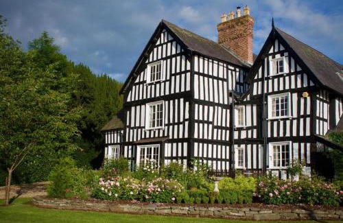 Kingswood Bed & Breakfast | Rorrington Hall
