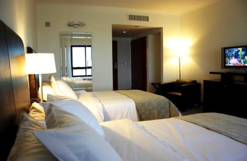 Centro Hotel | Elegant Ros Tower Hotel: 5-Star Stay with Amazing Amenities