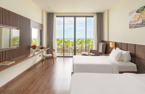 Tuy Hoa Hotel | Rosa Alba Resort & Villas: Ocean View Retreat in Tuy Hoa