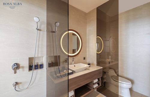Tuy Hoa Hotel | Rosa Alba Resort & Villas: Ocean View Retreat in Tuy Hoa