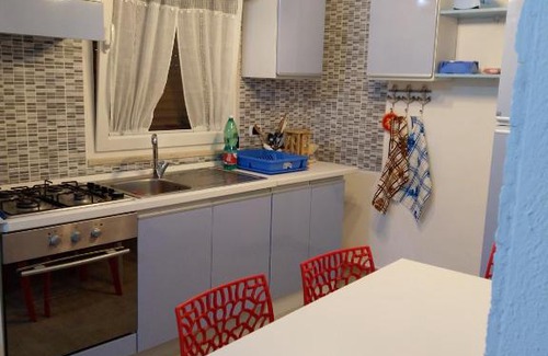 Campomarino House | Pet-Friendly Rosa dei Venti House with Exceptional Reviews