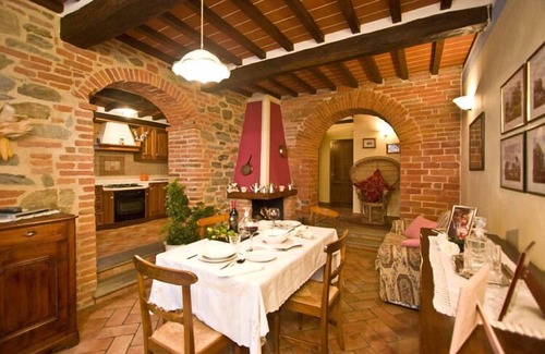 Creti House | Relax at Rosa dei Venti with Pool and Family-Friendly Perks